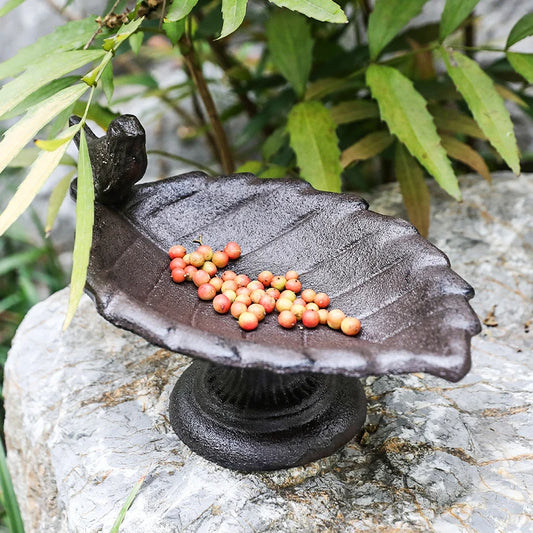 Vintage Cast Iron Leaf-Shaped Bird Feeder European Style Outdoor Garden Villa Balcony Decoration Bird Feeding Station Attract Wi